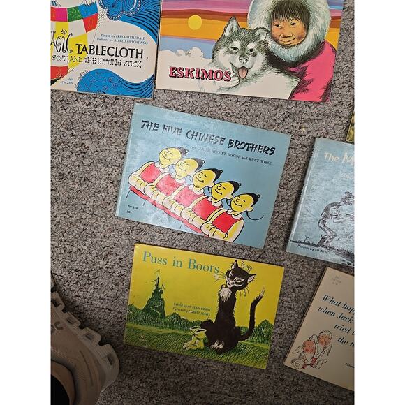 Lot of 14 Vintage Mixed Authors Bedtime Paperback Children's Story Time Books - Picture 4 of 8